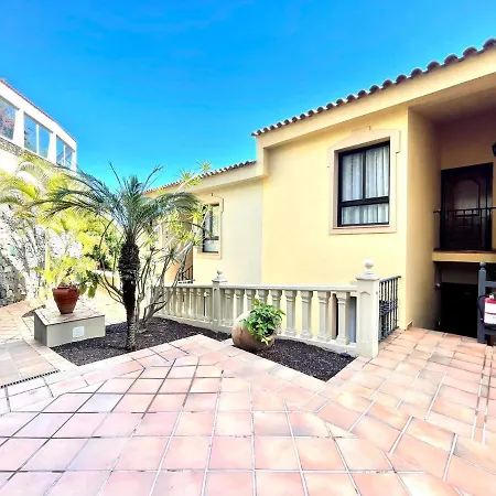 Nice Ap1, Pool Y Free Wifi In All Common Areas, Front Of The Ocean,playa Roques Los Realejos